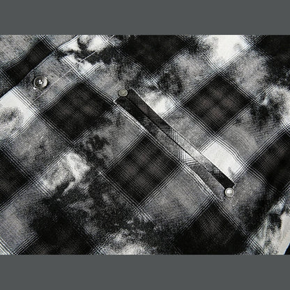 Men’s Black and White Long Sleeve Shirt